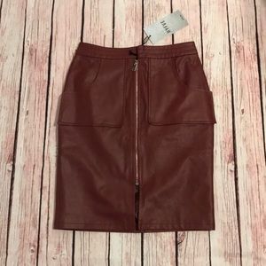 Leather burgundy pencil skirt elegant